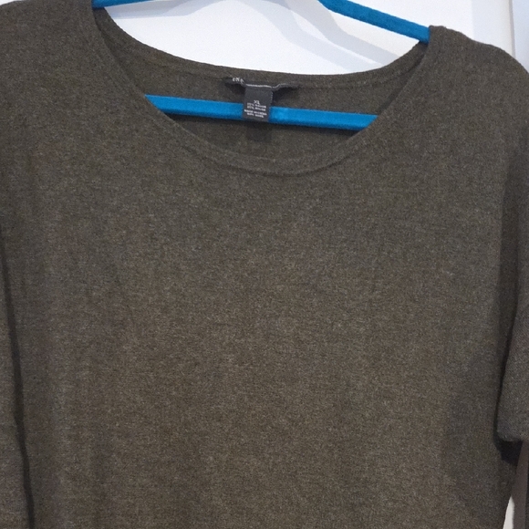 INC International Concepts Dark Olive Sweater - Picture 1 of 3